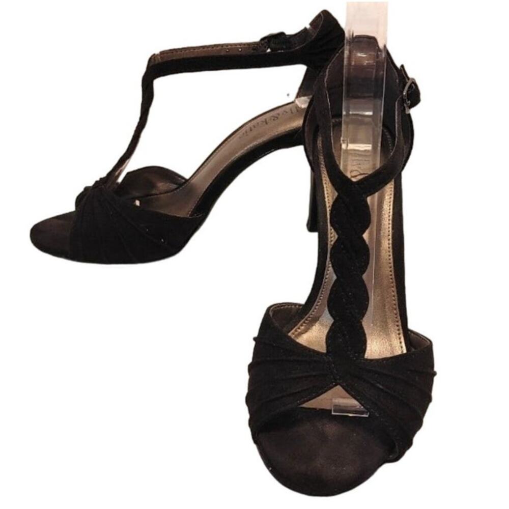 Kelly & Katie Heels Sandals Open Toe Braided T-Strap Suede Black Womens Size 5.5